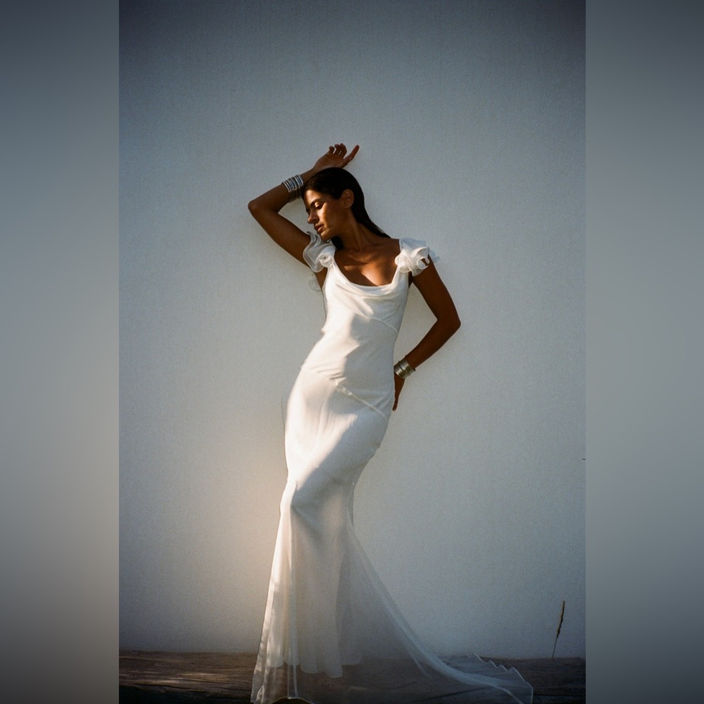 De La Vali Gaia maxi dress in Ivory Silk Chiffon - Picture 4 of 14